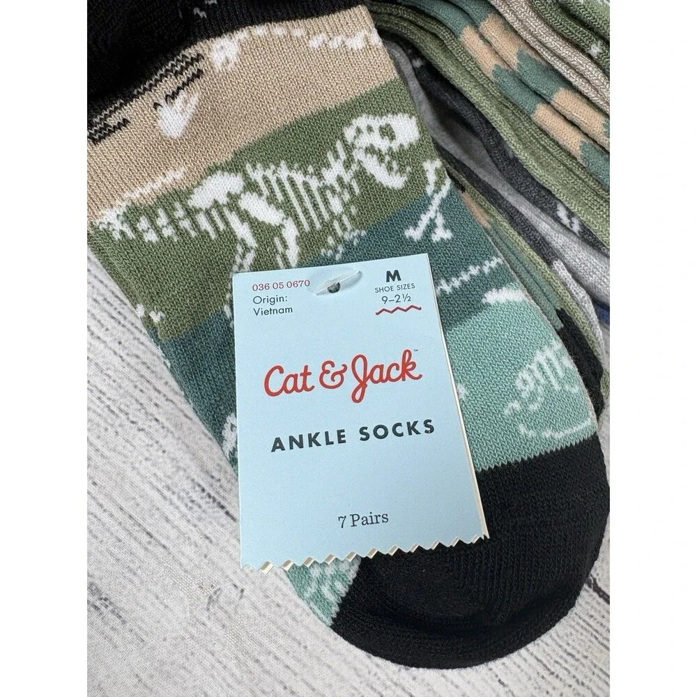 Boys  7pk Dinosaur Camo Ankle Socks Sz M 9-2 Lot 2 Packs (14 Pair) Cat & Jack™ M
